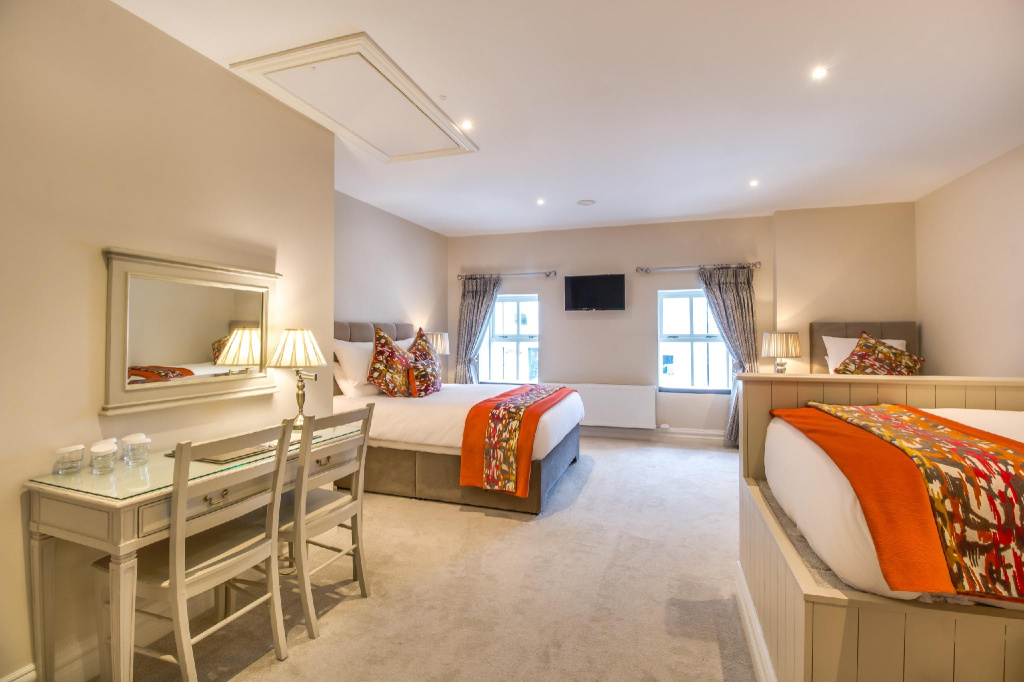 Kingstons Townhouse