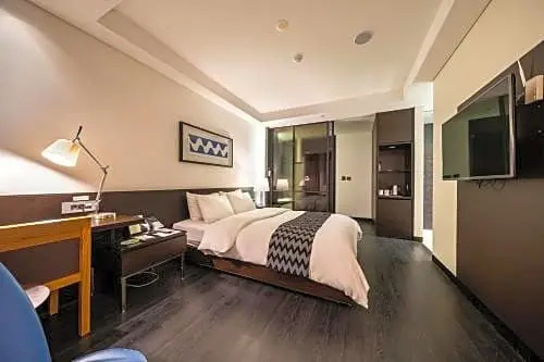 Iruda Hotel - Chambres