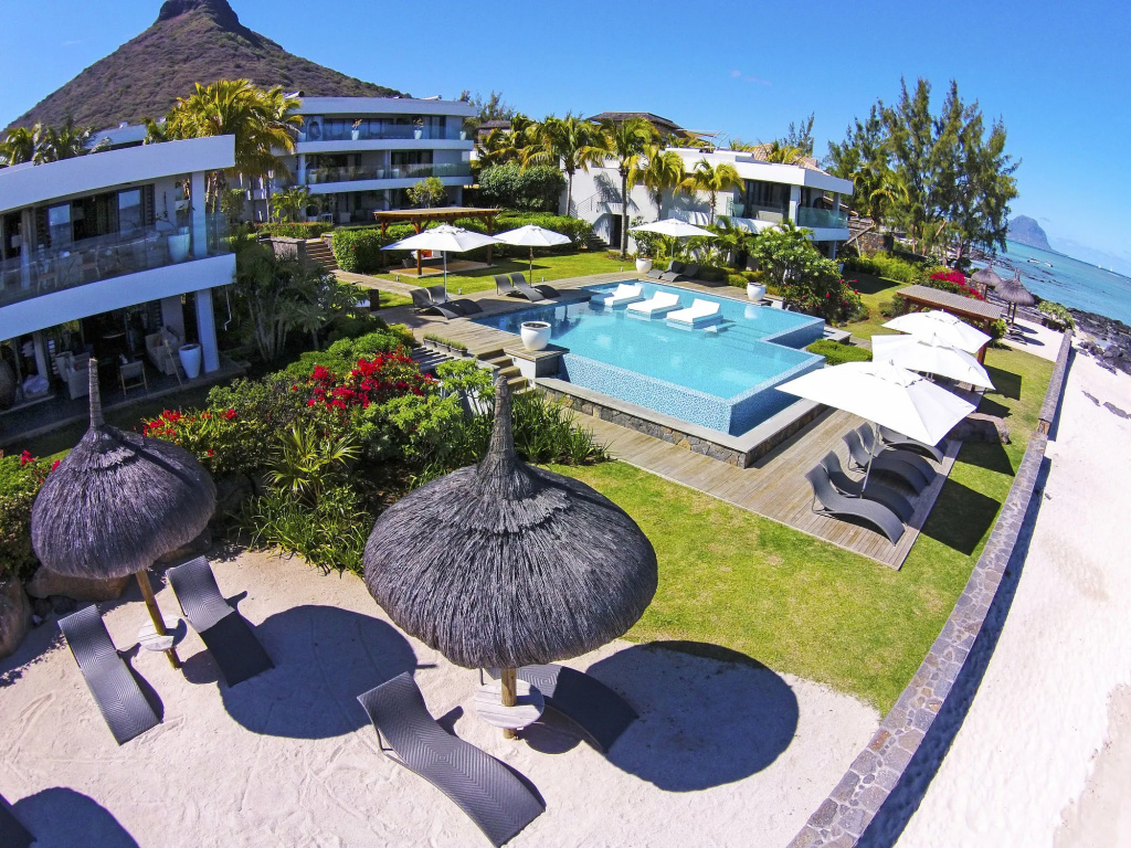 Leora Beach by Horizon Holidays