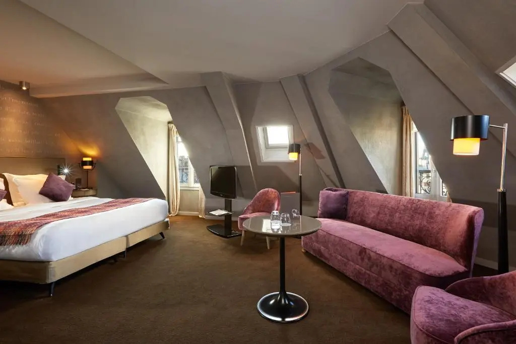 Le Pavillon des Lettres 75