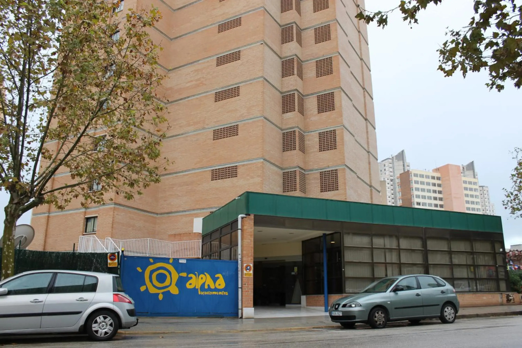 Apartamentos Alpha by null