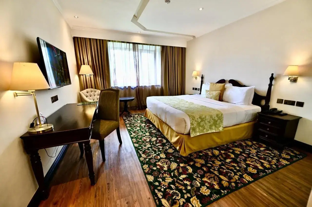 The Midland Hotel, Nakuru by null