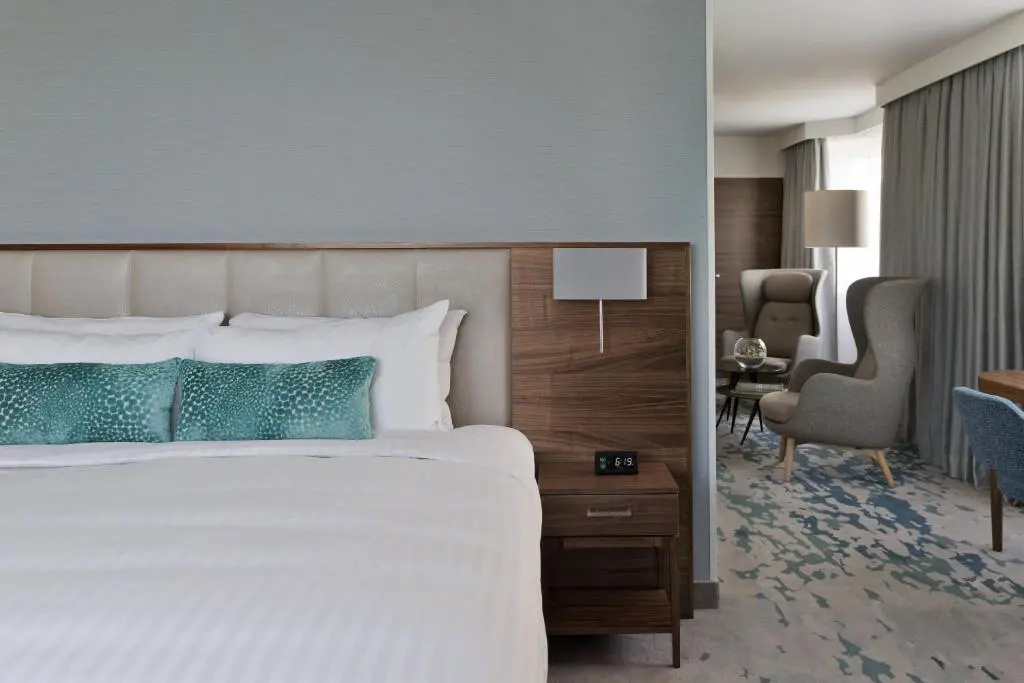 M Club Lounge Access Double Junior Suite (full double bed)