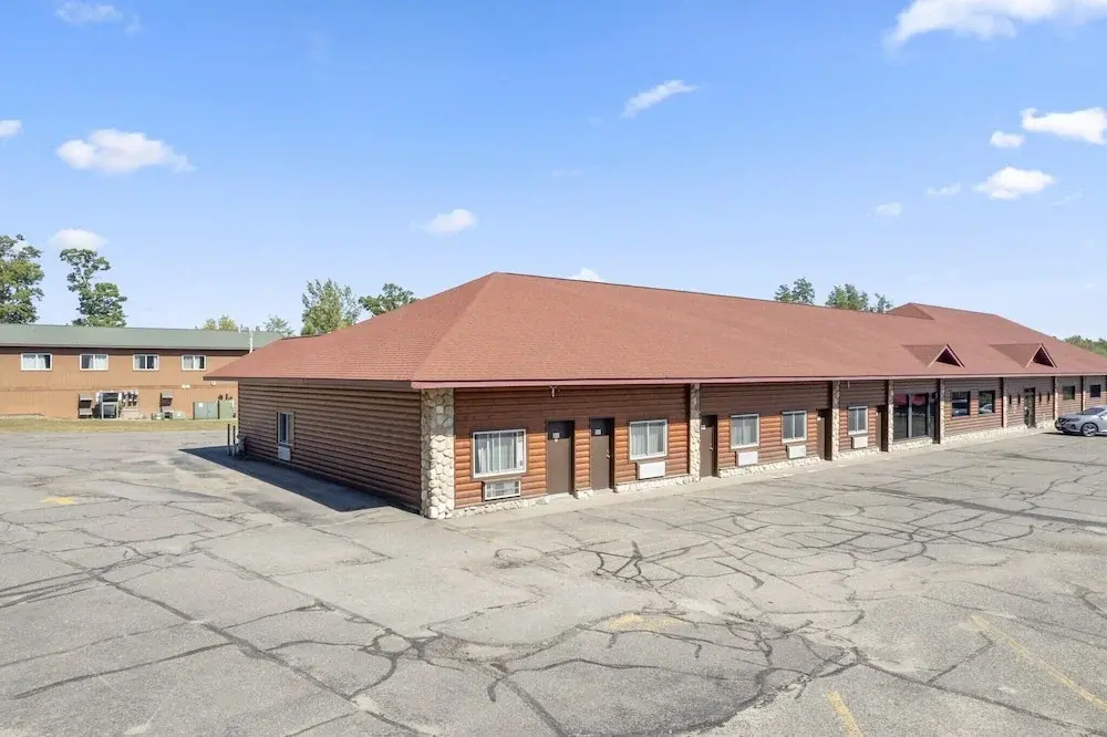 Commander Motel