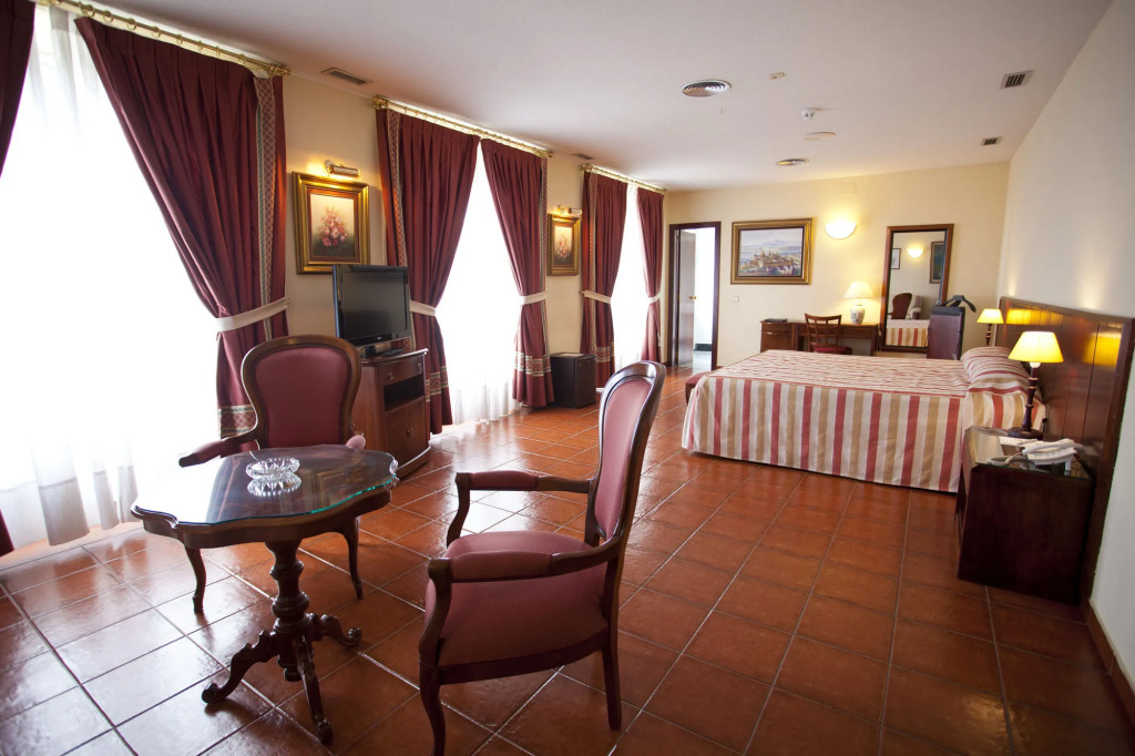 Hotel Florida - San Lorenzo de El Escorial by null