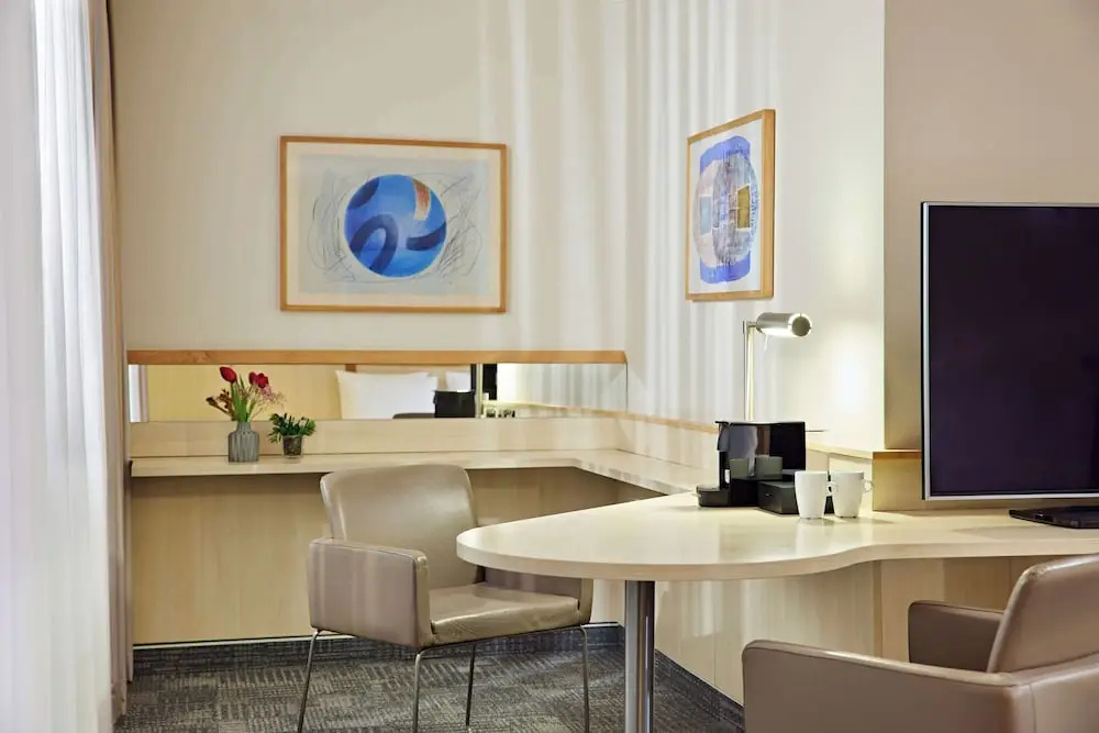 Lindner Hotel Cologne Am Dom, part of JdV by Hyatt - Chambres