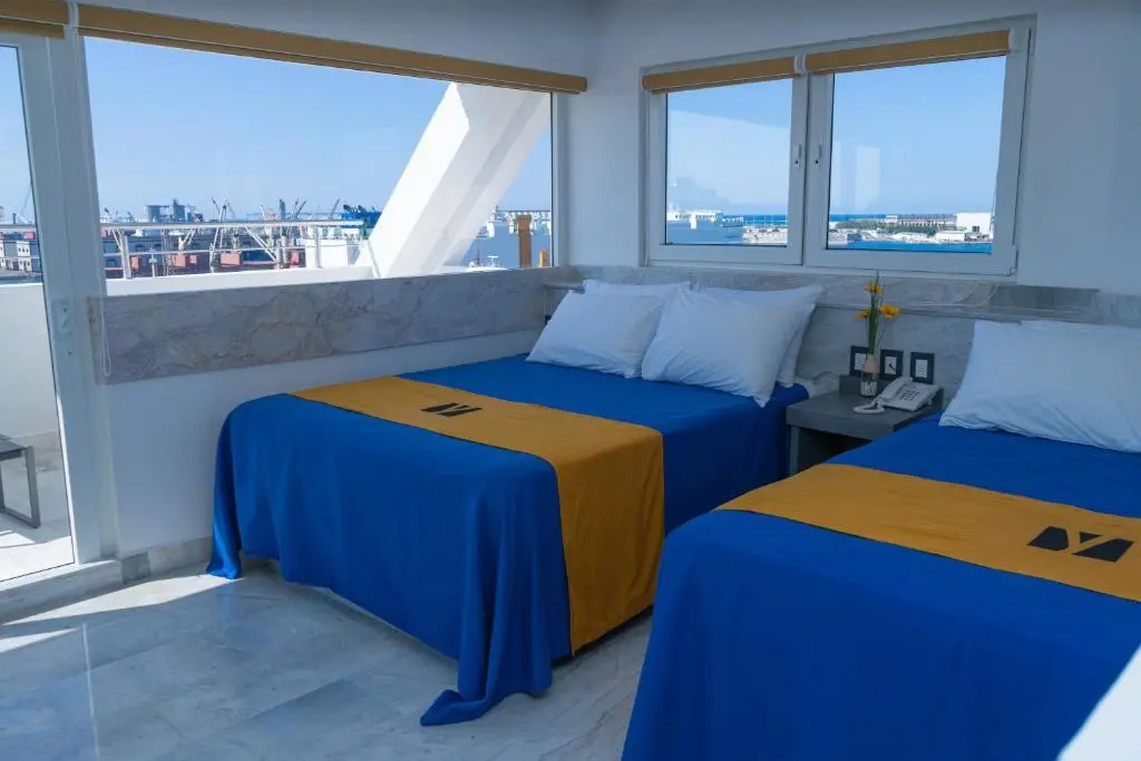 Standard Double room with balcony and with sea view (full double bed)