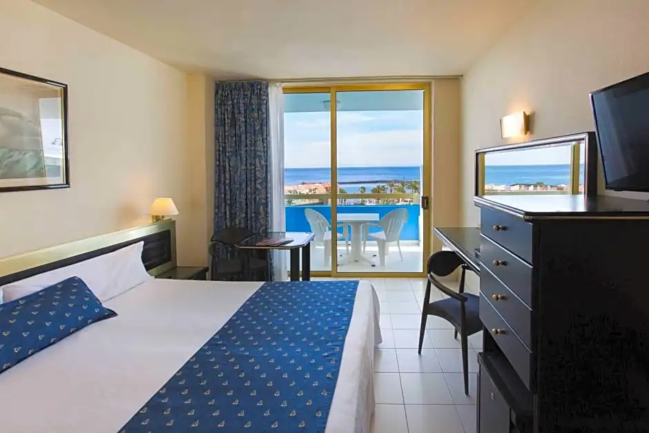 Mediterranean Palace - Chambres