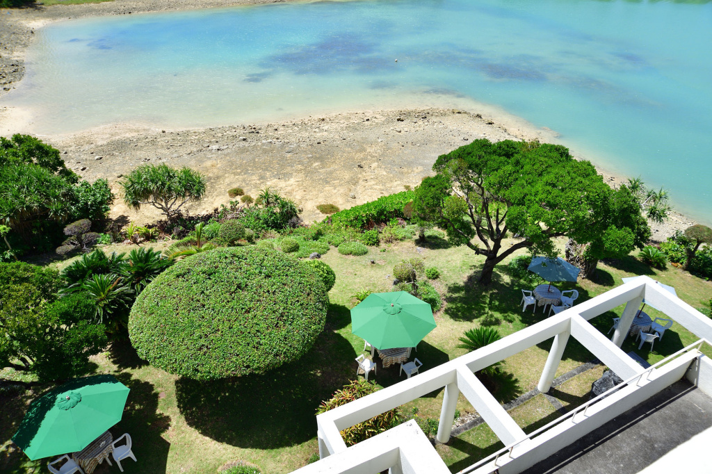 Beach & Waterfront