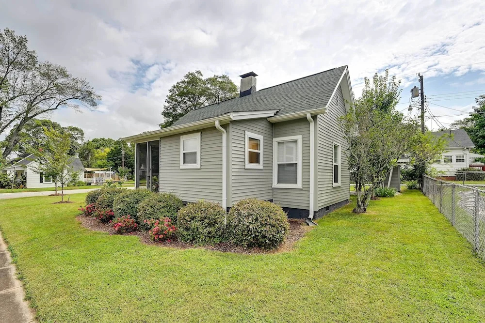 Cozy Home in Historic Area ~ 2 Mi to Main St!