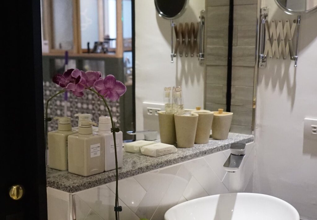 NIHAO CAFE HOTEL by null