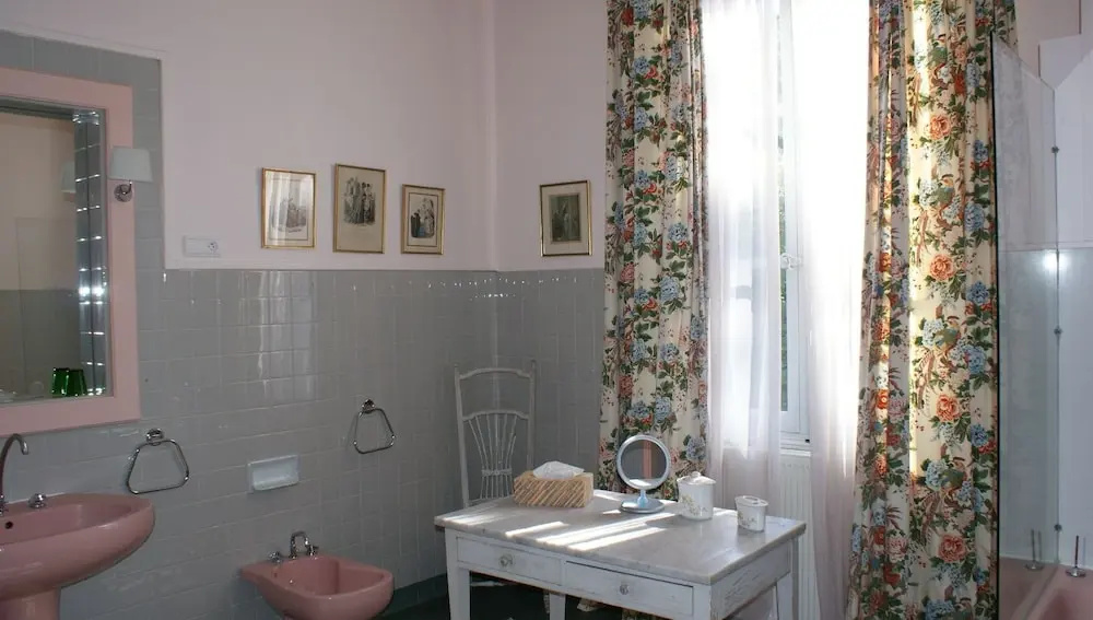Afficher la photo 8 — Les Longchamps