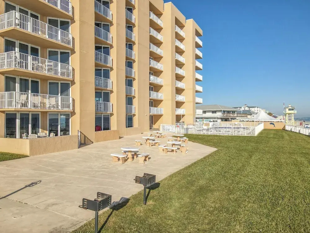 Oceania Beach Club by Ocean Properties