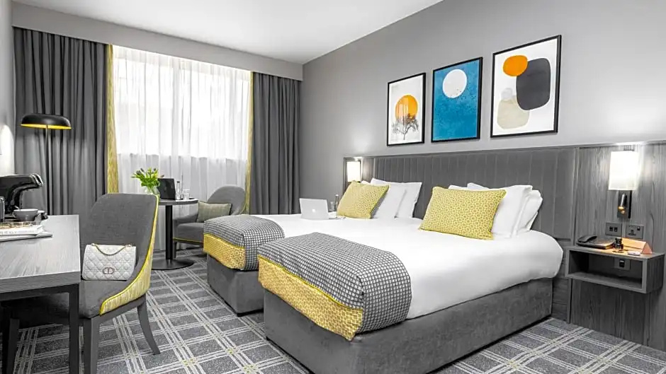 The Plaza Hotel - Chambres