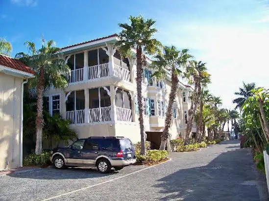 Tortuga Inn Beach Resort