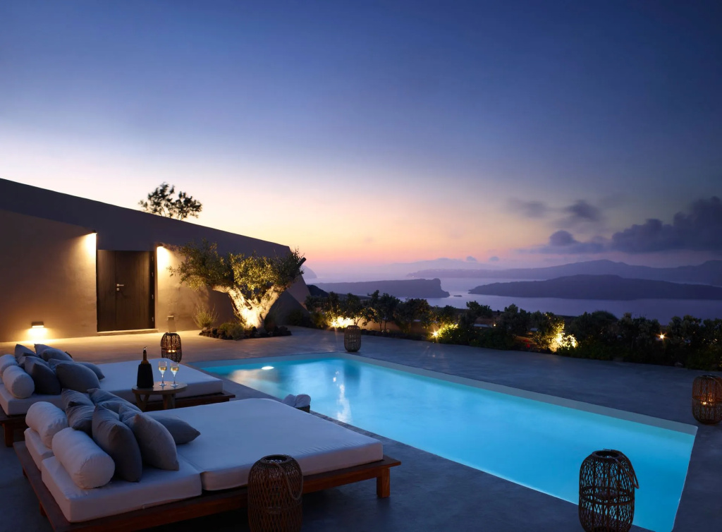 Beach & Waterfront