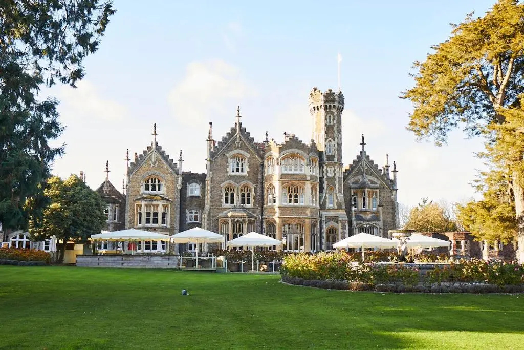 Oakley Court - Général