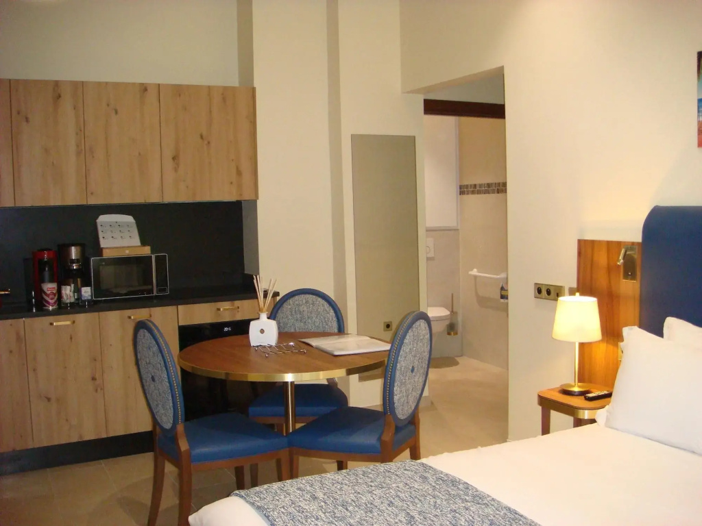 Hotel Acanthe — фото