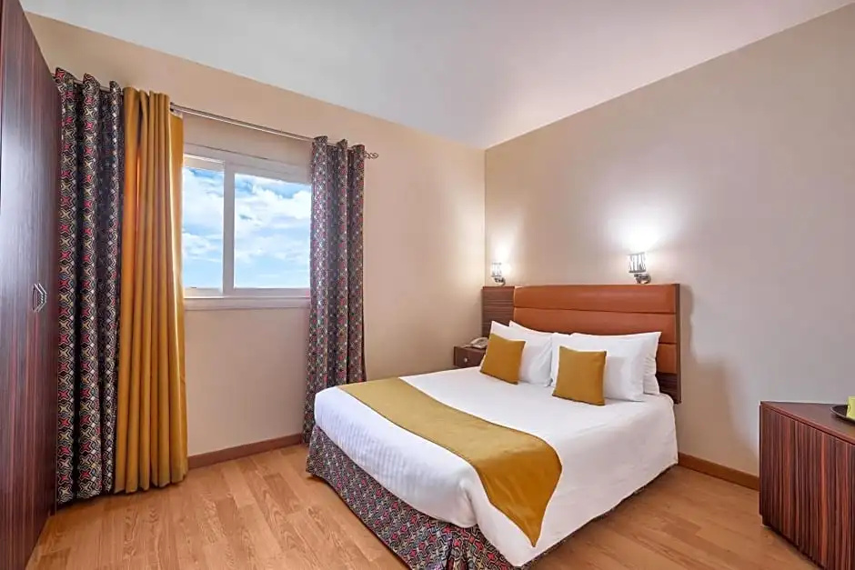Golden Carven Hotel - Chambres
