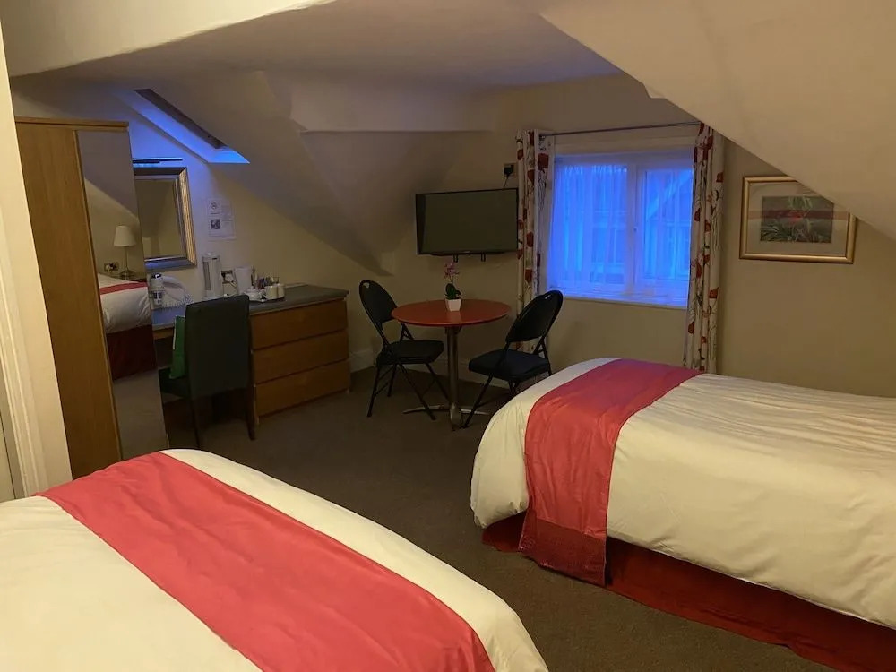 Rossdene House - фото 4