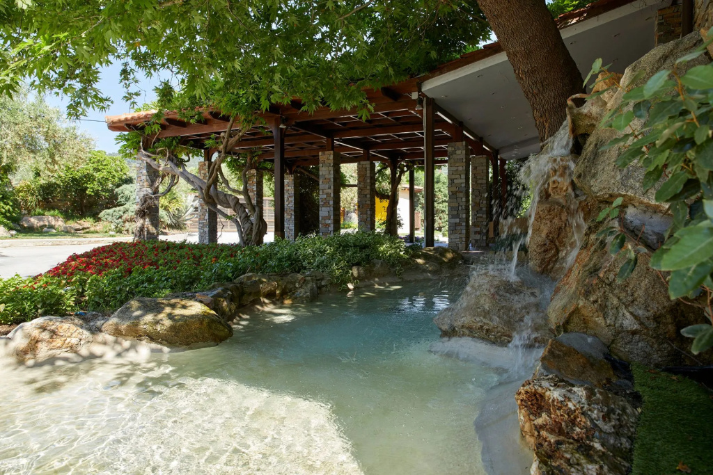 Anthemus Sea Beach Hotel & Spa - 2