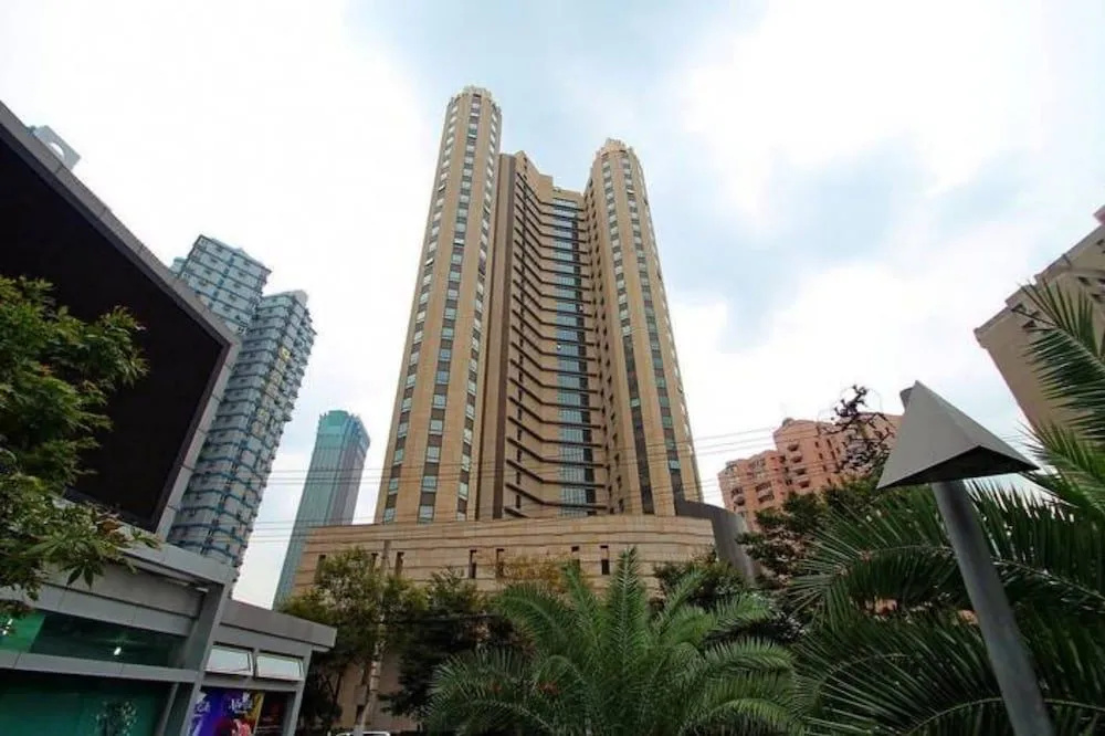 City Center Boutique Apartment Hotel (Shanghai Nanjing West Road)