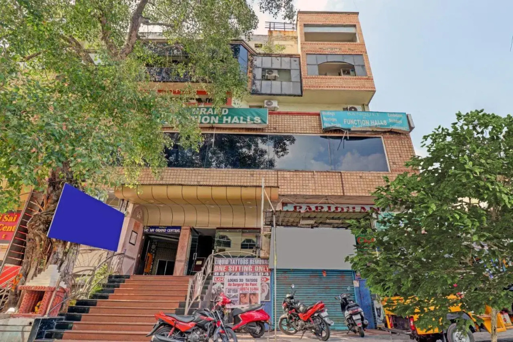 Hotel Sri Sai Grand Central by Oyo