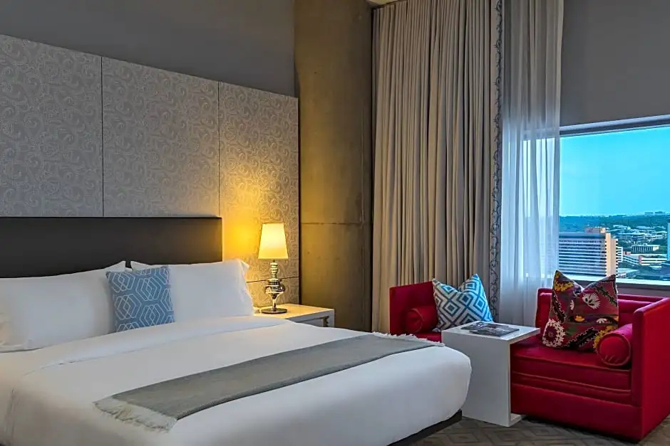 1 Bedroom Double Suite with lake view (full double bed)