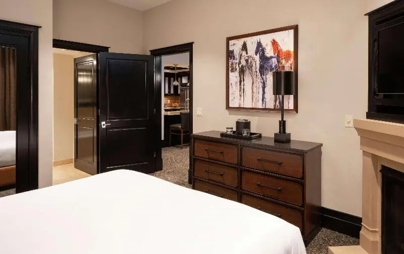 Waldorf Astoria Park City - Chambres
