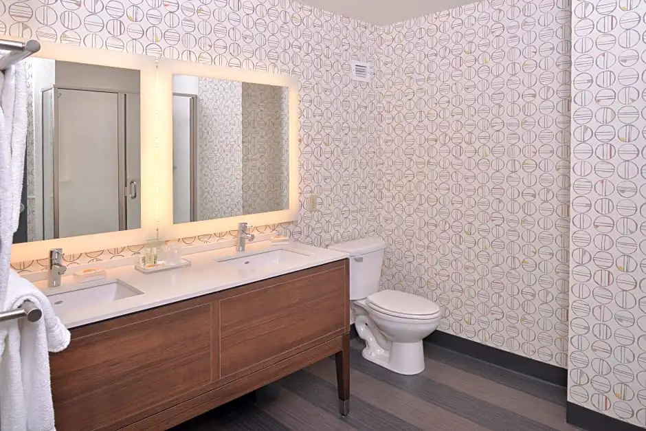 Holiday Inn Kansas City Airport by IHG - Chambres
