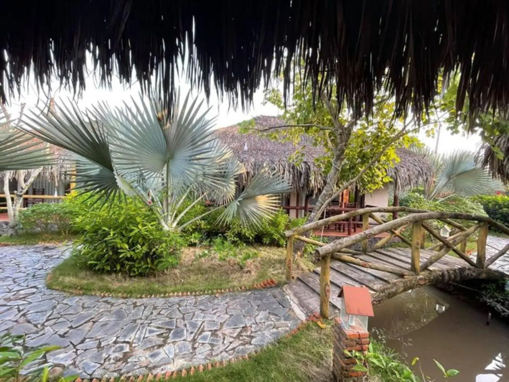 Riverside Park Eco Resort