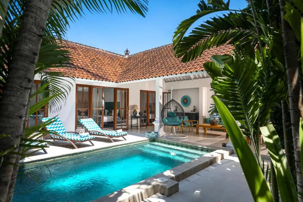 2 Bedrooms Villa