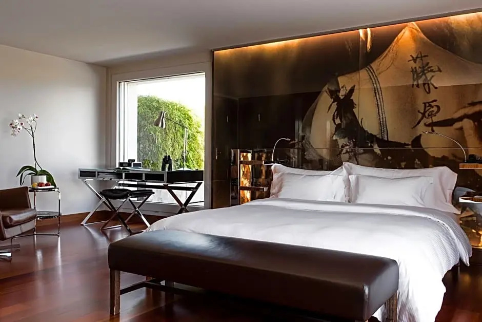 Double Junior Suite with balcony (full double bed)