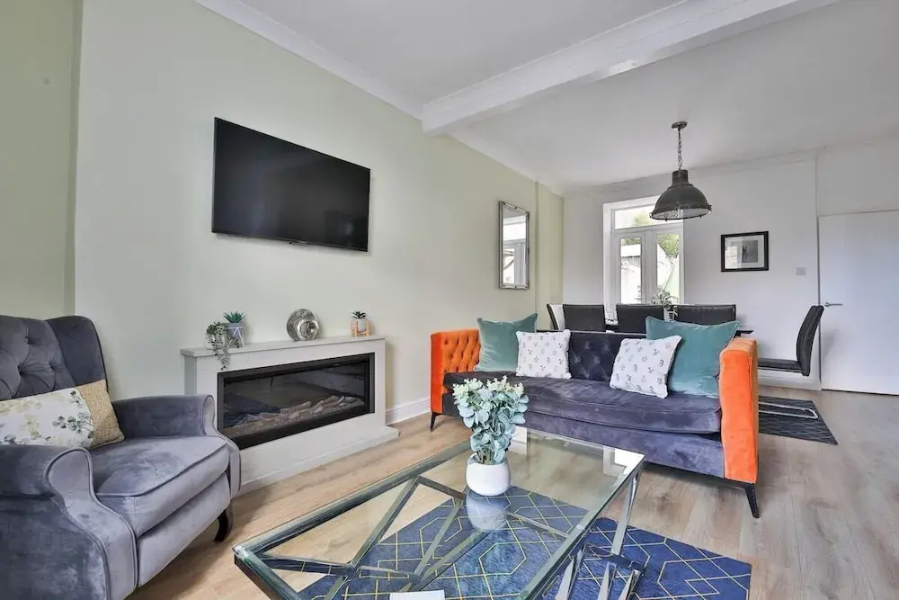 Neath Valley Family Haven Near Waterfalls