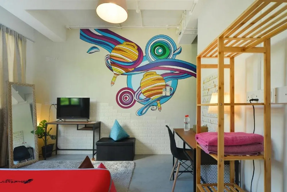 Reddoorz Hostel @ Beach Road
