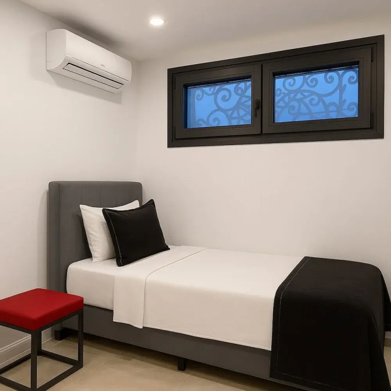 Economy room