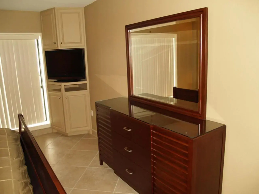 Saida III Condominiums - by Island Services - Général
