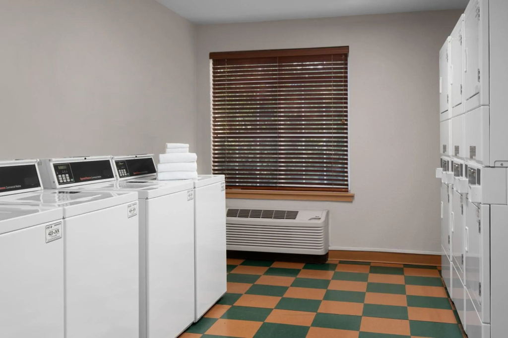 Larkspur Landing Extended Stay Suites Renton - фото 28