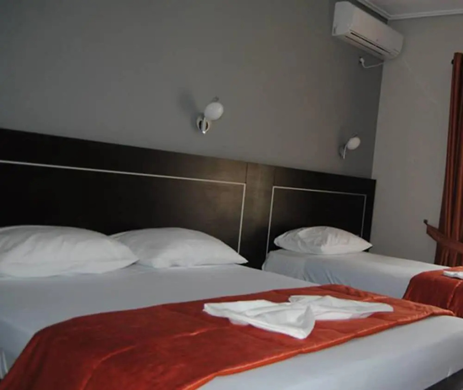 Lion Gate Hotel - Chambres