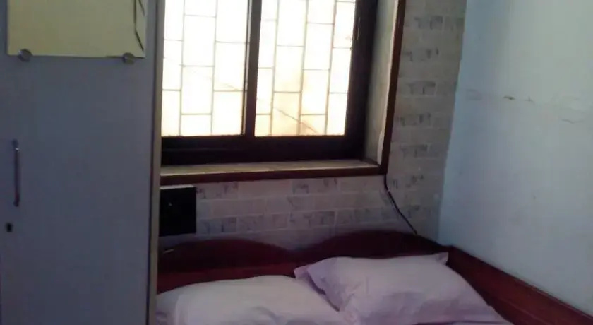 Central Line Guest House Dormitory