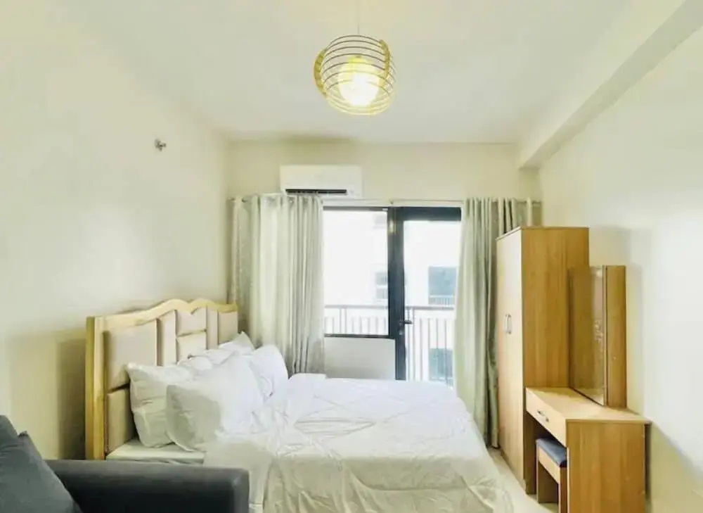 Hubomoto SM Suites