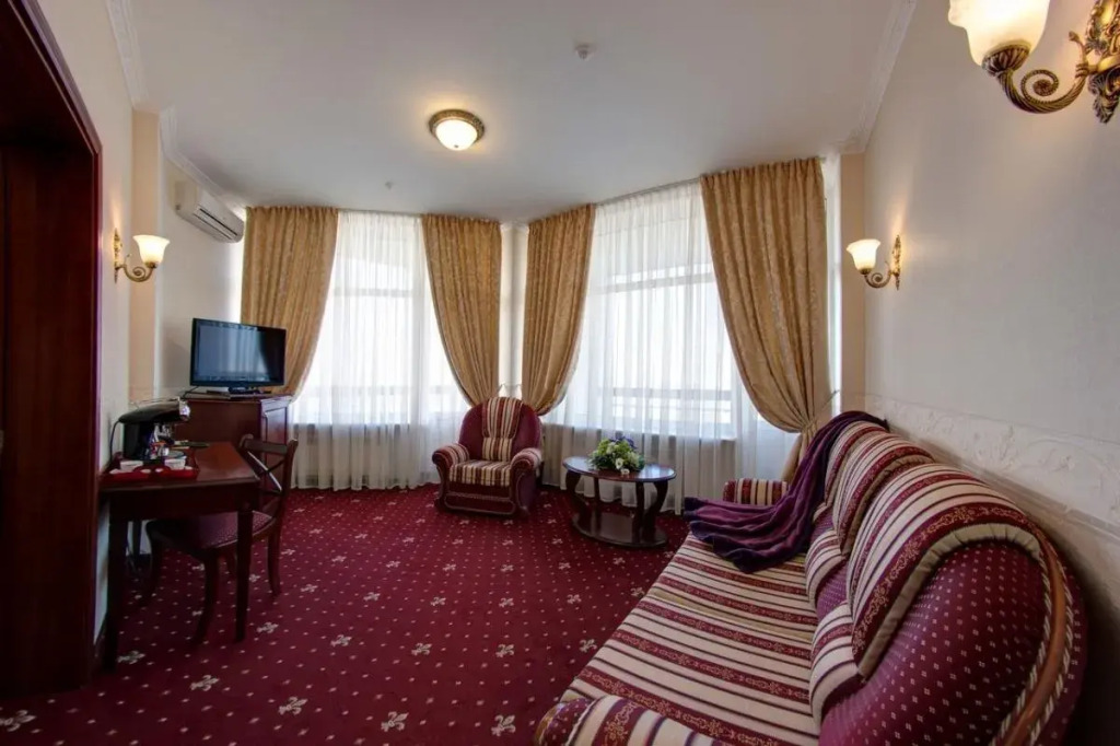 Отель «Киев» — фото 2