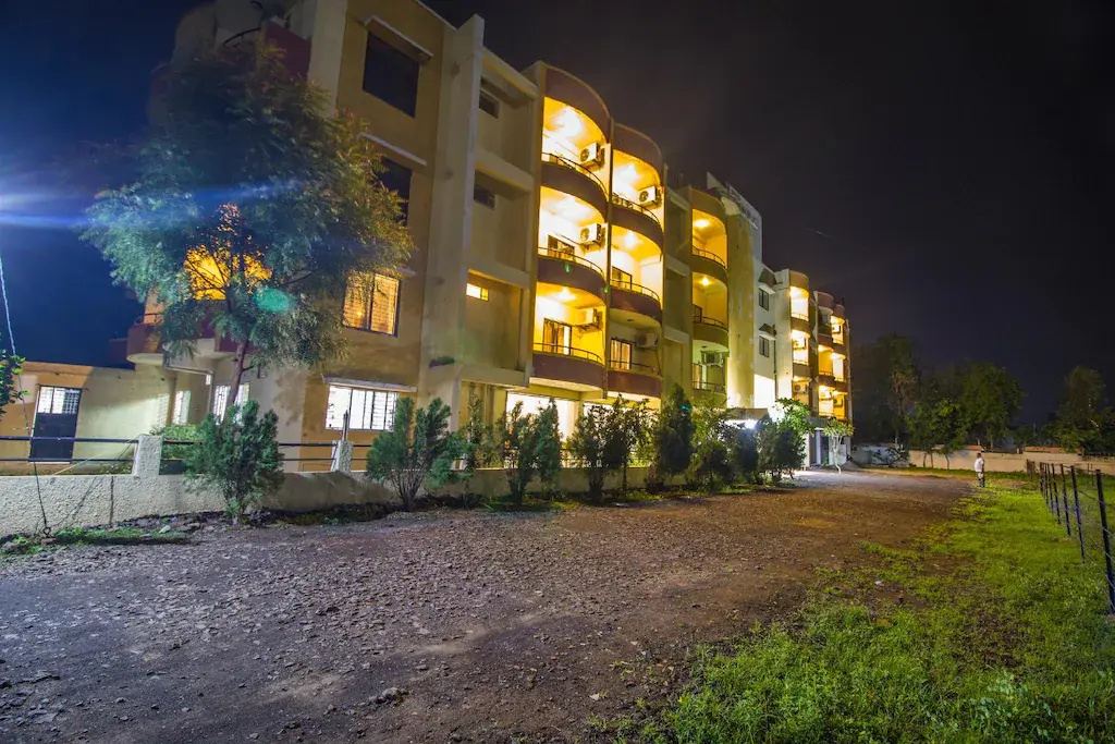 Hotel Yogiraj Palace