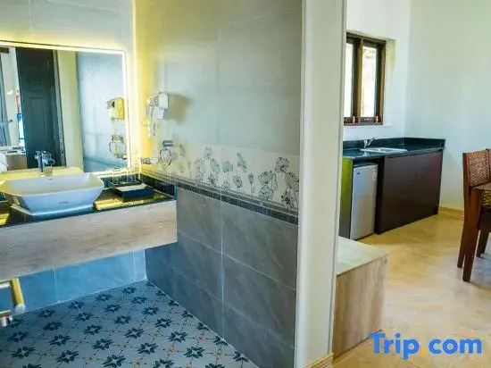 Lotus Muine Resort & Spa