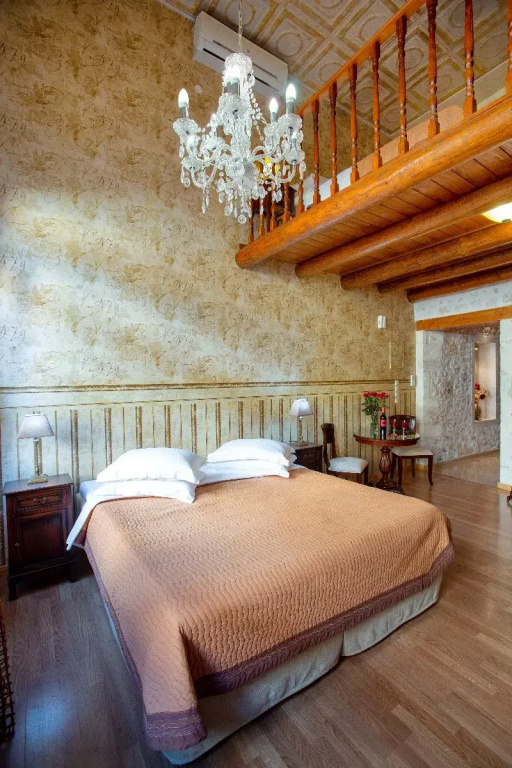 Quadruple Junior Suite