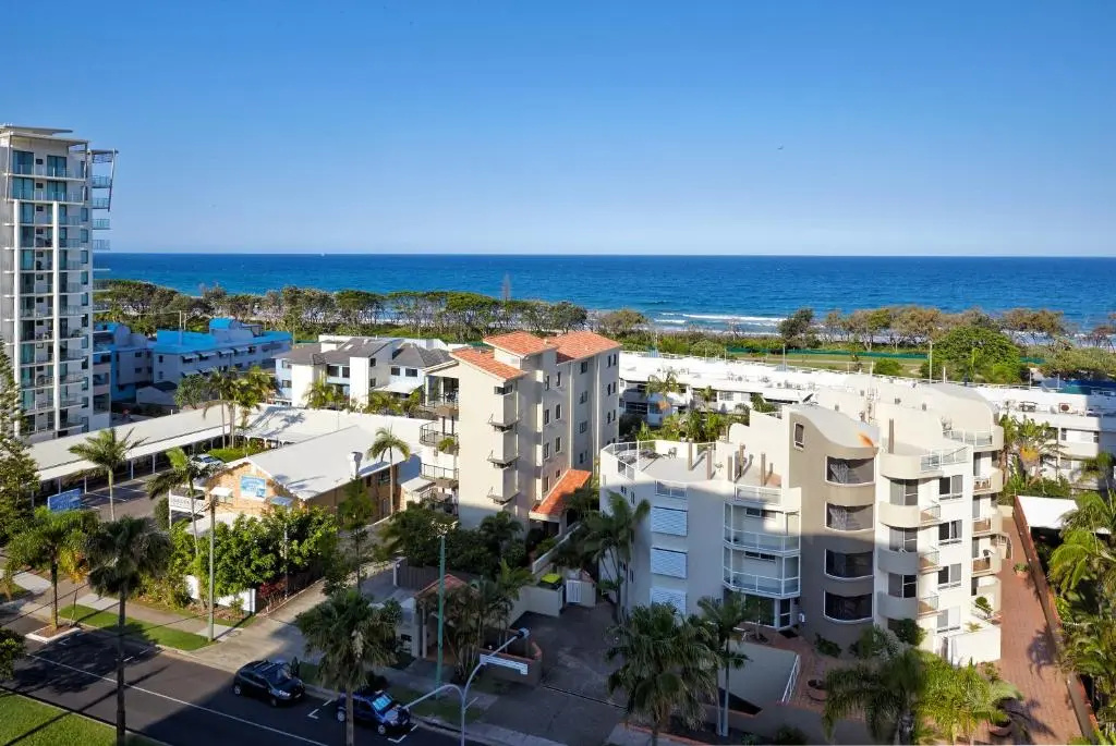 2 Bedrooms Executive Apartment with ocean view
