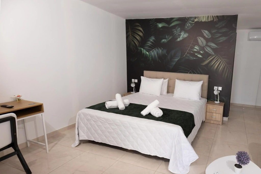 Bamboo Suites Adults Only