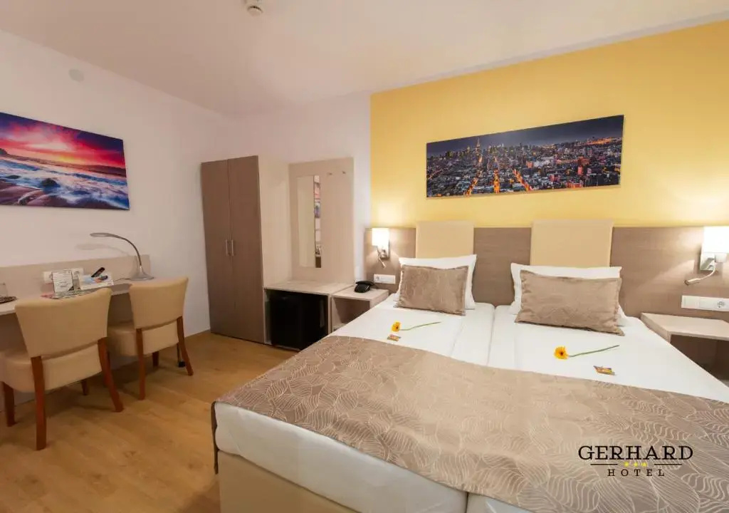 Superior Double room (full double bed)
