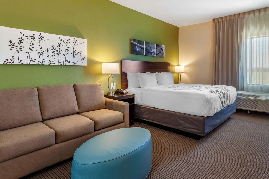 Double Suite (full double bed)