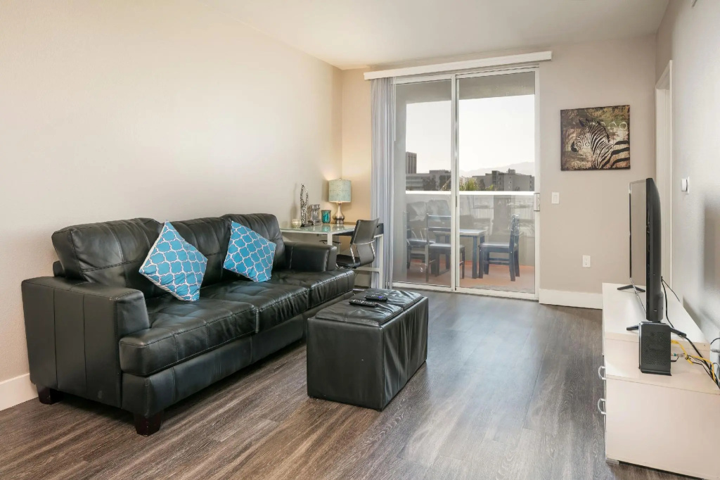 Hotel Style Furnished Suites in LA Beach Area - Général